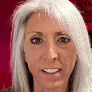 Meet your Posher, Rebeca